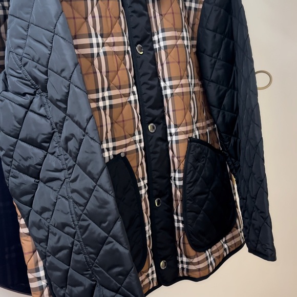 Burberry
Men's Weavervale Check Quilted Jacket size L - Picture 4 of 9